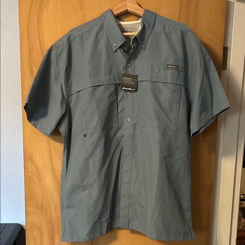 NWT Men’s Eddie Bauer Button Up